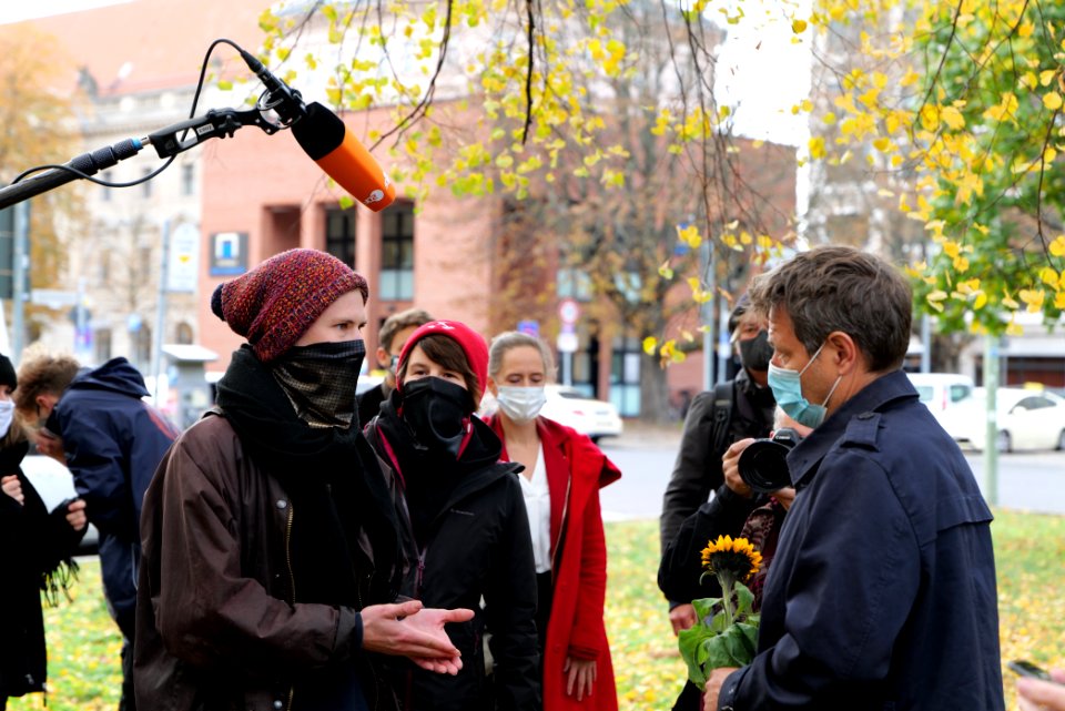Dannenrod forest protest at green party headquarter Berlin discussion with Robert Habeck 2020-10-28 13