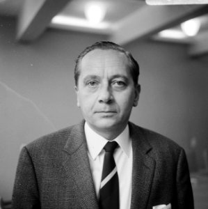 De heer J. Hendriks, voorzitter van het gemeenschappelijk overleg van ziekenfond, Bestanddeelnr 919-7698