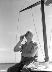 De heer Nijman op een zeilboot, Bestanddeelnr 254-5637