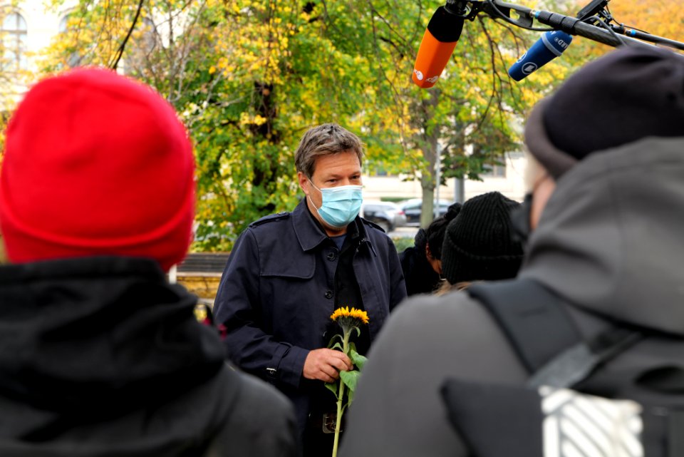 Dannenrod forest protest at green party headquarter Berlin discussion with Robert Habeck 2020-10-28 05