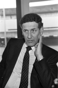De heer Van der Kroft, bestuurslid KNVB, Bestanddeelnr 931-8028