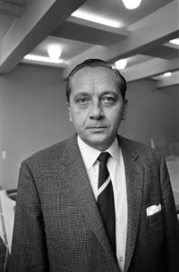 De heer J. Hendriks, voorzitter van het gemeenschappelijk overleg van ziekenfond, Bestanddeelnr 919-7699