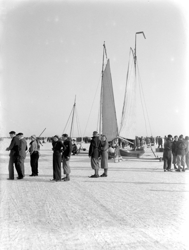 De bevroren Gouwzee bij Marken, Bestanddeelnr 189-1081