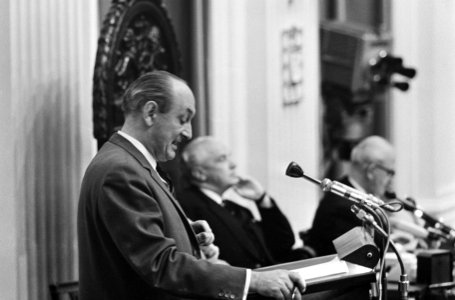 De heer Edzo Toxopeus (VVD) aan het woord, Bestanddeelnr 919-6673
