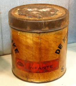 De Koninklijke Sigaar blik pic2 (RP Verdoorn Infante)