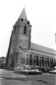 De Hervormde Petruskerk in Woerden waar tijdens de restauratie beelden uit de ze, Bestanddeelnr 931-3098
