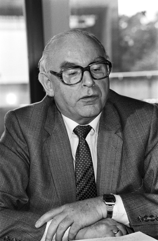 De heer Witteveen, bestuurslid KNVB, Bestanddeelnr 931-8026