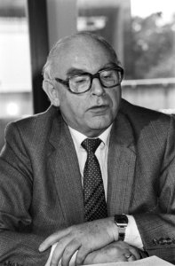 De heer Witteveen, bestuurslid KNVB, Bestanddeelnr 931-8026