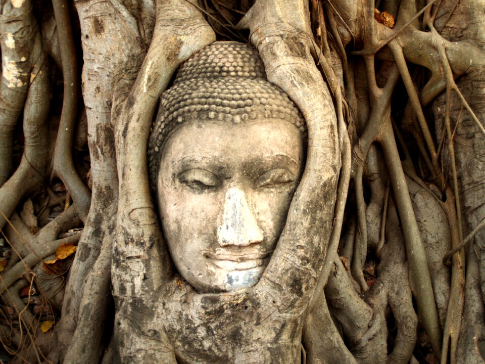 Sculpture oriental travel