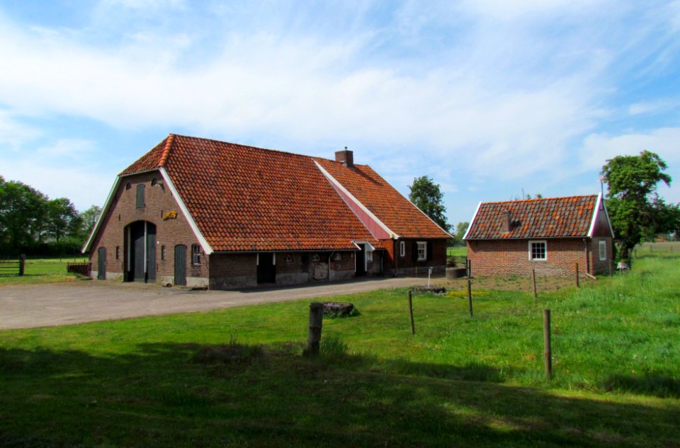 De Heurne, Den Esch