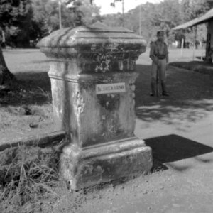De ingang van het huis van ir Soekarno in Batavia, Bestanddeelnr 255-8183
