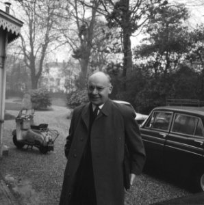 De kabinetscrisis, aankomst prof. dr. A. Vondeling, Bestanddeelnr 917-5701