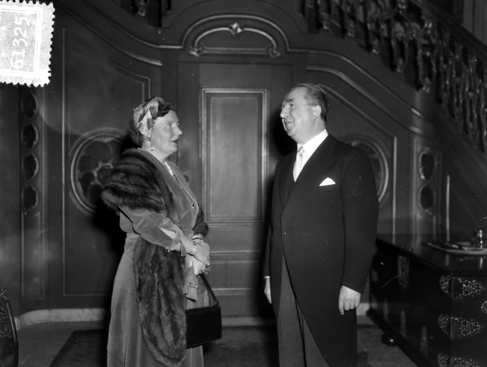 De nieuwe Amerikaanse ambassadeur in Nederland, C. Freeman Matthews wordt ontvan, Bestanddeelnr 906-1325