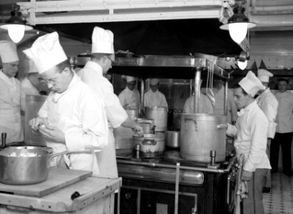 De kombuis met koks, Bestanddeelnr 191-0234