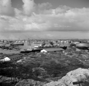 De olieraffinaderij aan het Schottegat op Curaçao, Bestanddeelnr 252-7221