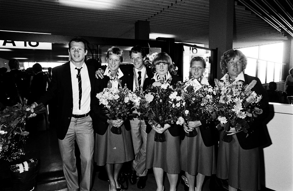 De medaille-winnaars Henk Numan, Conny van Bentum, Gerard Nijboer, Wilma van Ve…, Bestanddeelnr 930-9486