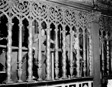 De Nieuwe Kerk bereidt zich voor op de inhuldiging van koningin Juliana, Bestanddeelnr 902-8964