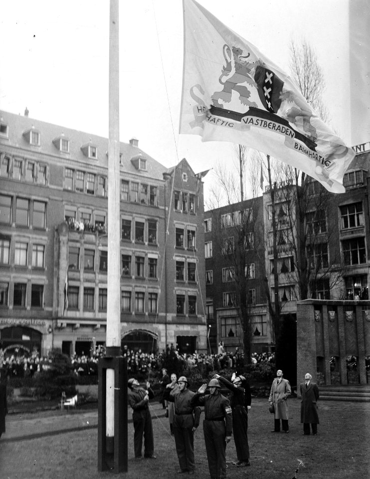 De nieuwe vlag wappert, Bestanddeelnr 902-5136