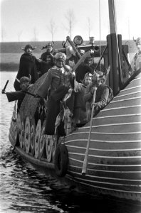 De Noormannen op het schip, Bestanddeelnr 926-9822