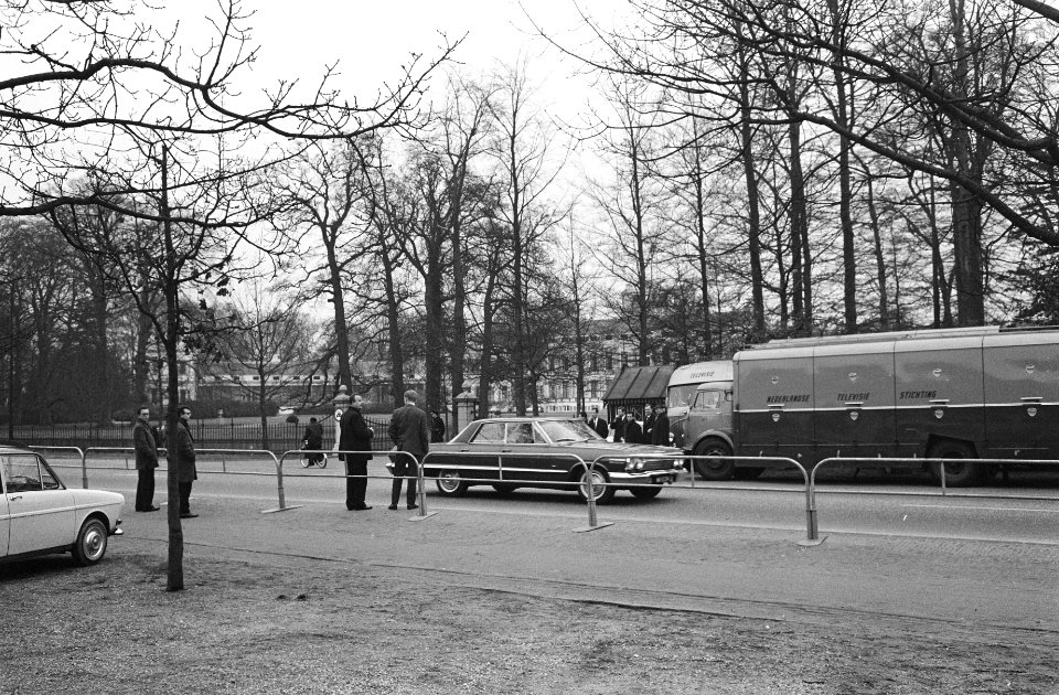 De NTS-ploeg voor Paleis Soestdijk, Bestanddeelnr 916-0377