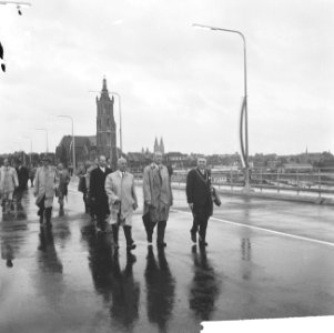 De nieuwe Maasbrug te Roermond, overzicht nieuw brug, Bestanddeelnr 914-2776