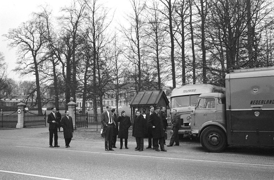 De NTS-ploeg voor Paleis Soestdijk, Bestanddeelnr 916-0376