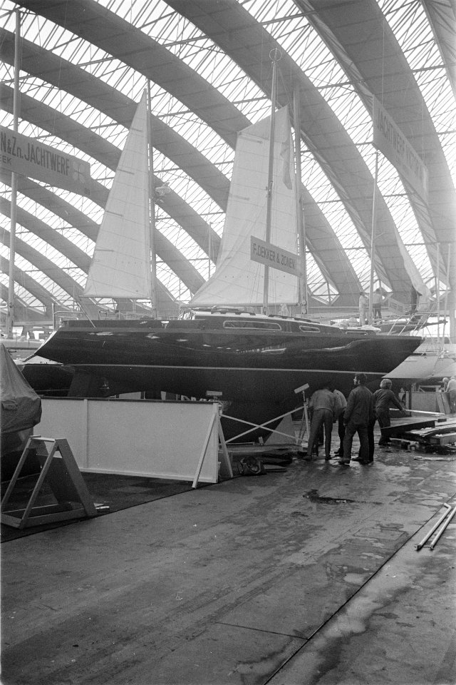 De opbouw van de Hiswa in de RAI in Amsterdam, Bestanddeelnr 924-3235