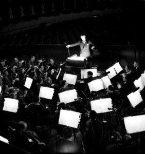 De orkestbak van de Scala te Milaan, Bestanddeelnr 254-5328 photo