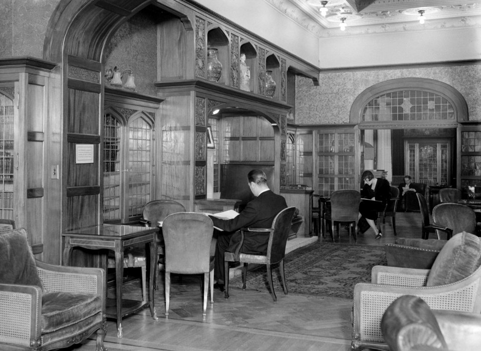 De leeszaal van de Fondation Universitaire in Brussel, Bestanddeelnr 255-8612