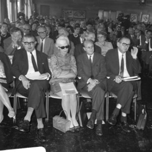 De linkse stroming in de partij, vertegenwoordigd door (vlnr) mr. Cammelbeeck, I, Bestanddeelnr 921-7003