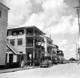 De Oranjestraat in Paramaribo, Bestanddeelnr 252-6143