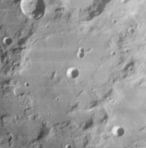 De La Rue crater 4068 h1