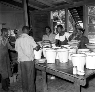 De keuken in leprozerie Bethesda van de Protestantse Vereniging tot Verpleging v, Bestanddeelnr 252-6257