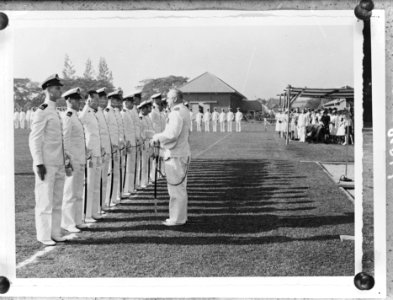 De eedaflegging in handen van de commandant der Marine te Soerabaja, Bestanddeelnr 901-4856