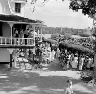De koningin bezoekt een kindertehuis in Alkmaar, Bestanddeelnr 252-4512