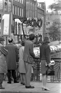 De eerste provolijst op brug Prinsengracht, hoek Leidsestraat, Bestanddeelnr 919-1195
