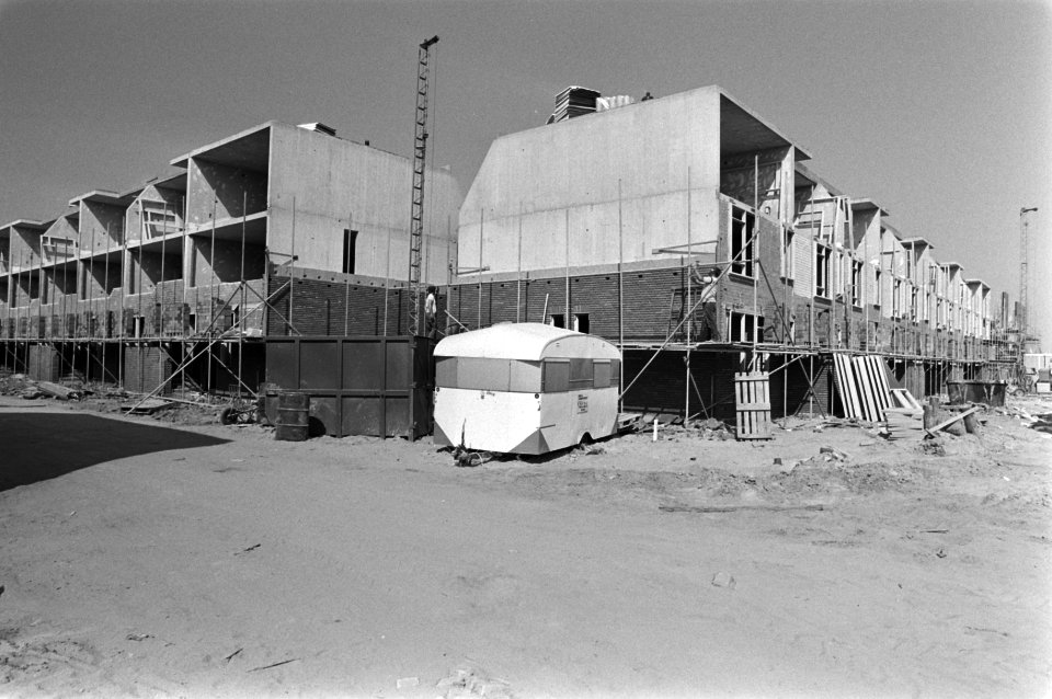 De bouw van de eerste woningen van de nieuwbouwwijk de Purmer dat onderdeel is v, Bestanddeelnr 931-6603