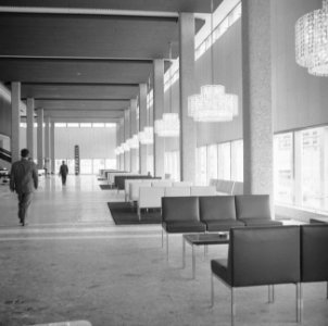 De Doelen te Rotterdam, wandelgang tevens foyer, Bestanddeelnr 919-1369