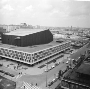 De Doelen te Rotterdam, overzicht, accent op zijkant, Bestanddeelnr 919-1365