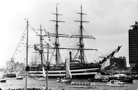 De Amerigo Vespucci op het IJ, Bestanddeelnr 930-9515