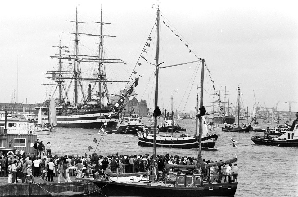 De Amerigo Vespucci op het IJ, Bestanddeelnr 930-9516