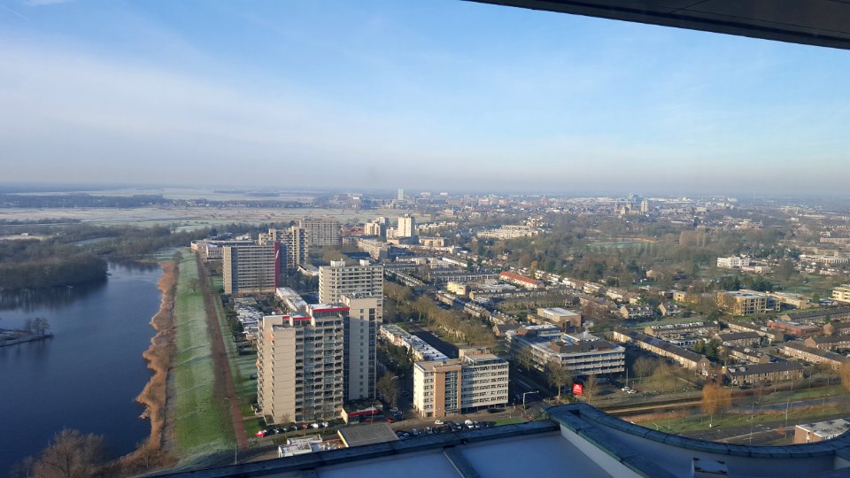 De buurt Zuid gezien vanaf de bovenste verdieping van het Provinciehuis Noord-Brabant (1)