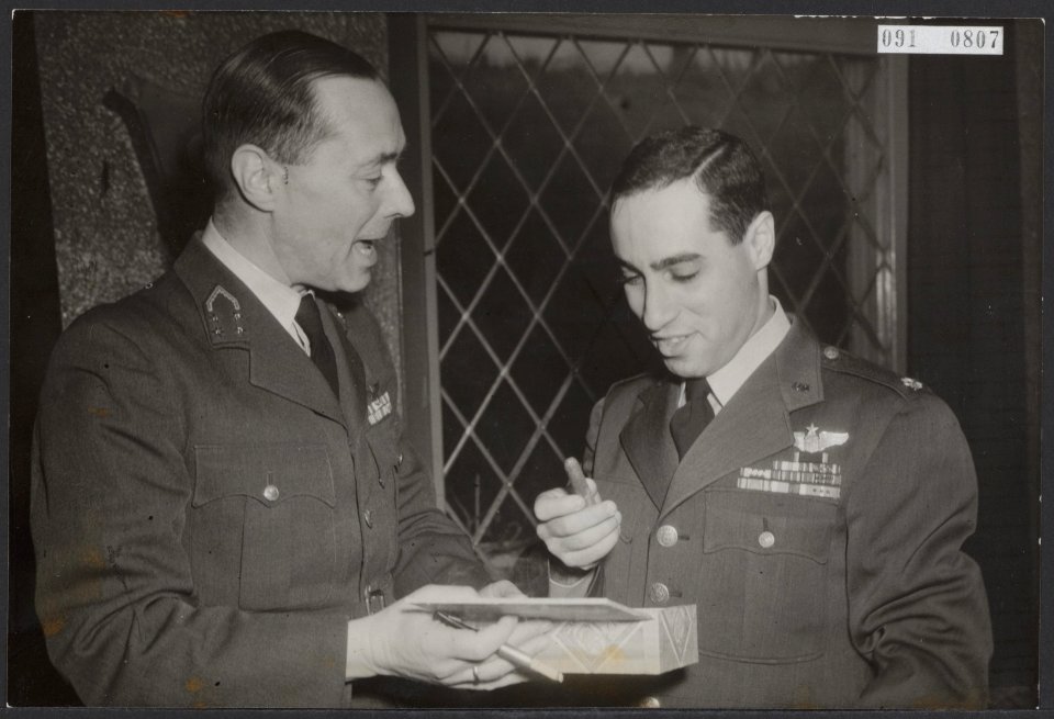 De Amerikaanse majoor-vlieger James Jabara, die in Korea van zich doet spreken b, Bestanddeelnr 091-0807