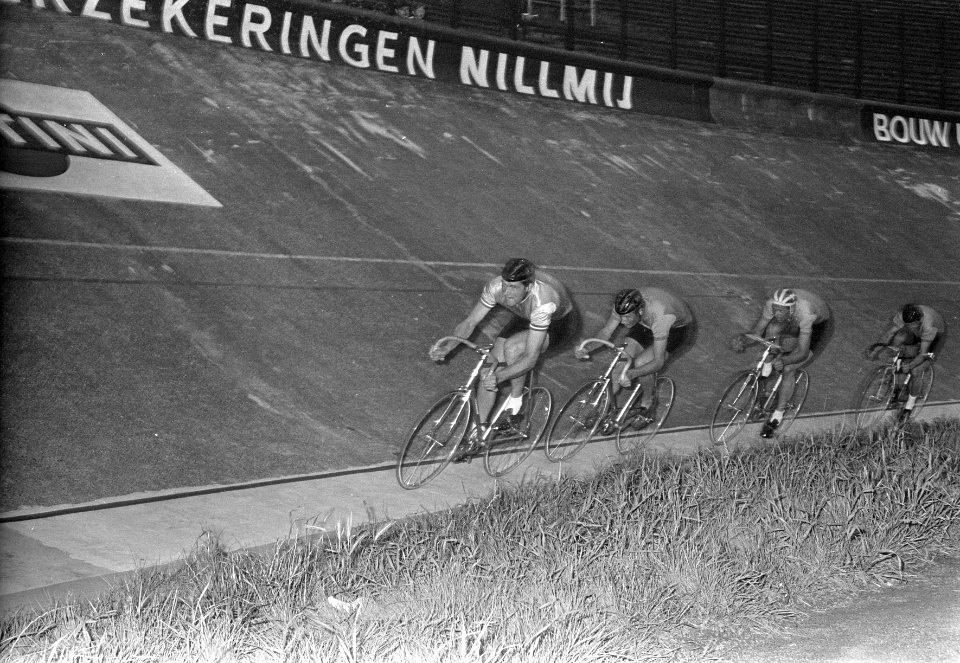 De achtervolgingsploeg, v.d. Ruit , Nieuwkamp, Hoekstra en Blok in actie, Bestanddeelnr 921-5980