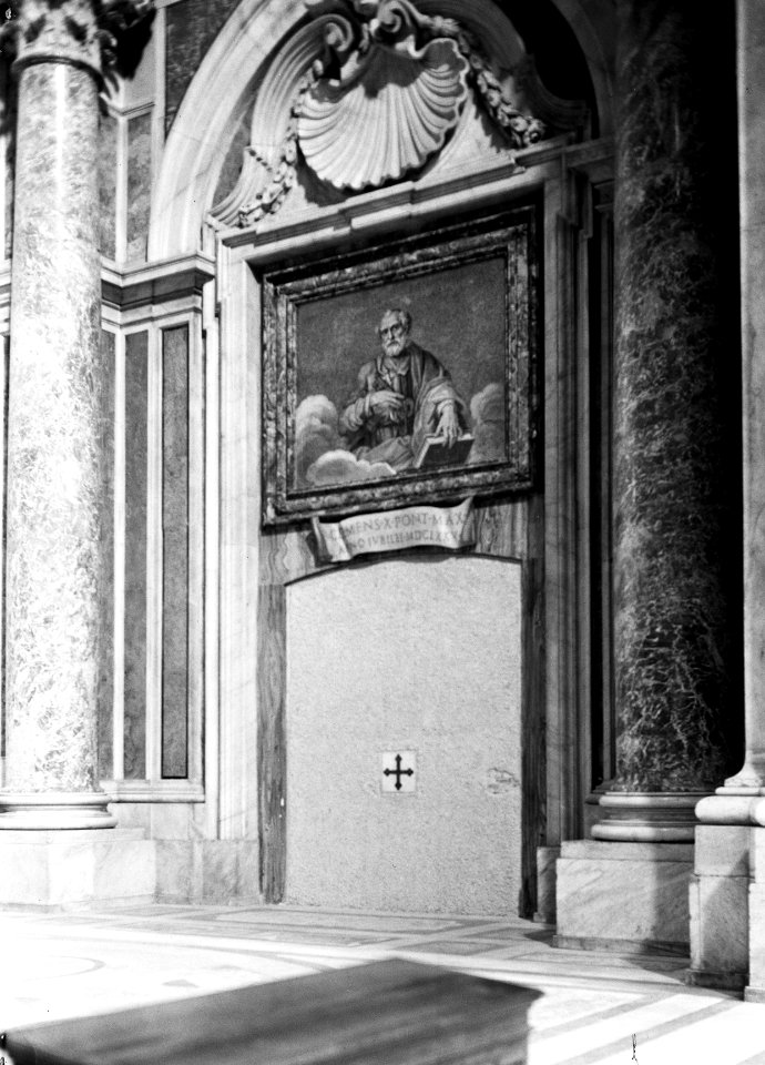 De dichtgemetselde Heilige Deur in de Sint-Pietersbasiliek, Bestanddeelnr 191-1254