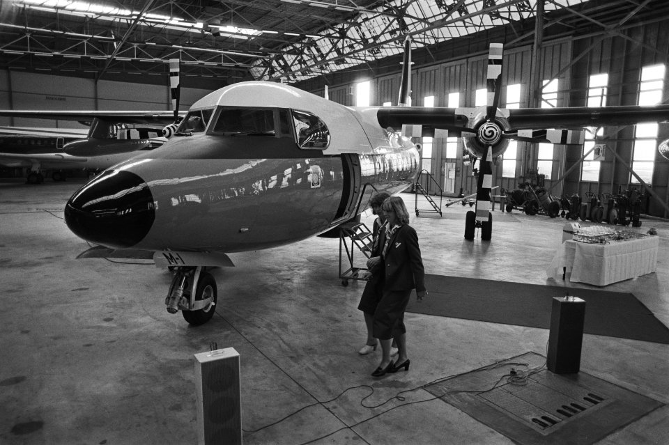 De Fokker F-27 Maritime tijdens de overdrachtsbijeenkomst, Bestanddeelnr 931-7153