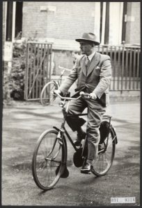 De arts die de siamese tweeling scheidde, Bestanddeelnr 091-0318