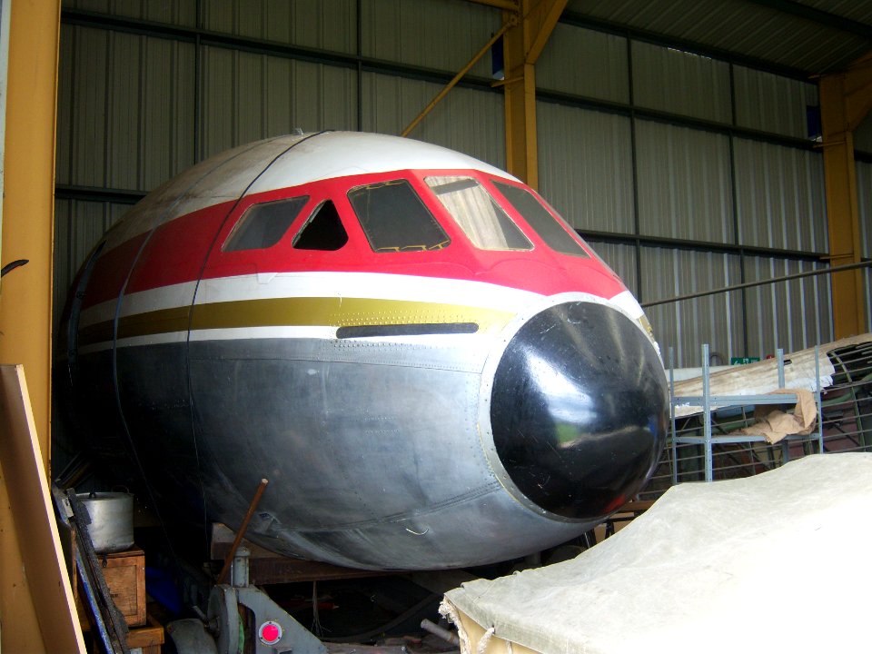 De Havilland Comet 4C G-BEEX nose section, NELSAM, 27 June 2015