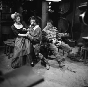 De Gebochelde televisiestuk van de VARA Camille de Vries , Bert van der Linde, Bestanddeelnr 915-8639