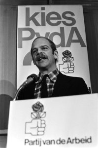 De Gaay Fortman (PPR) spreekt tijdens de PvdA-partijraad, Bestanddeelnr 929-0580